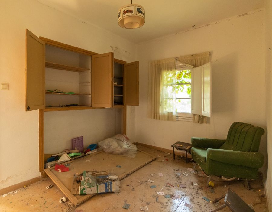 Eviction and Foreclosure Cleanouts by Karrion Hauling
